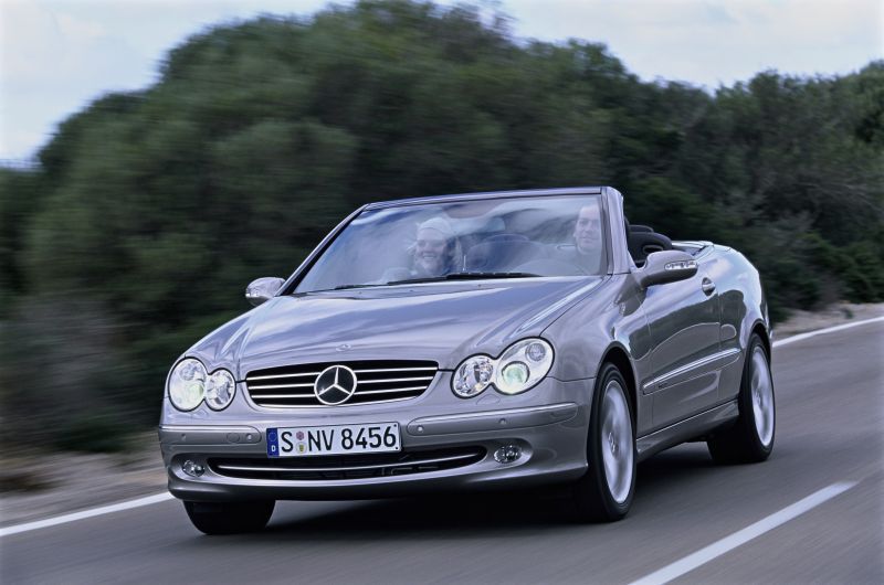 Mercedes-Benz CLK (A 209) CLK 320 (218 Hp) Automatic